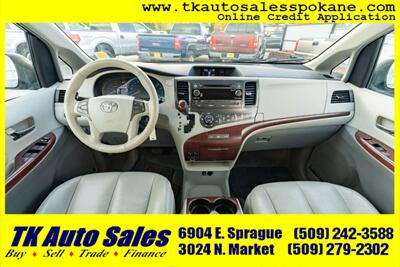 2014 Toyota Sienna XLE 8-Passenger   - Photo 10 - Spokane, WA 99212