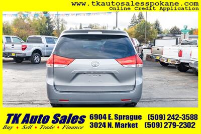 2014 Toyota Sienna XLE 8-Passenger   - Photo 6 - Spokane, WA 99212