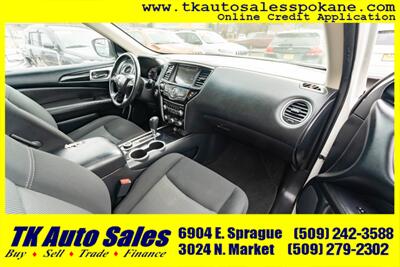 2019 Nissan Pathfinder SV   - Photo 11 - Spokane, WA 99212
