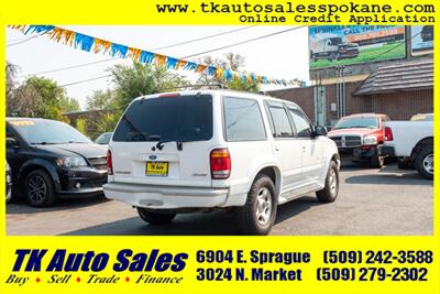 2000 Ford Explorer Limited   - Photo 5 - Spokane, WA 99212