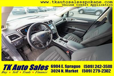 2017 Ford Fusion SE   - Photo 9 - Spokane, WA 99212