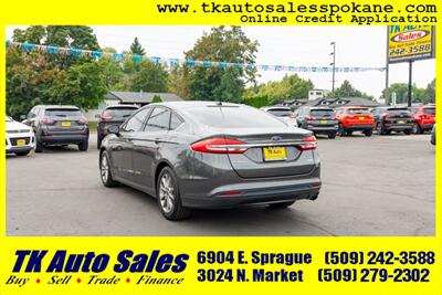 2017 Ford Fusion SE   - Photo 7 - Spokane, WA 99212