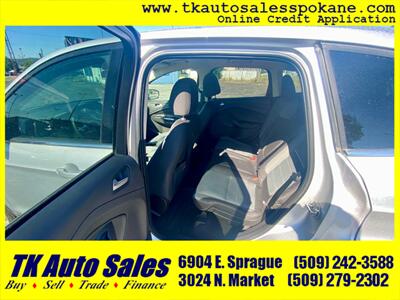 2015 Ford Escape SE   - Photo 8 - Spokane, WA 99212