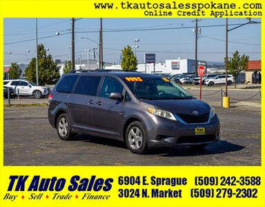 2013 Toyota Sienna LE 7-Passenger Auto Acces - Photo 2 - Spokane, WA 99212