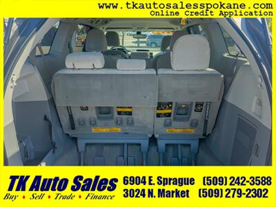 2013 Toyota Sienna LE 7-Passenger Auto Acces - Photo 12 - Spokane, WA 99212