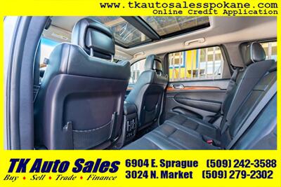 2012 Jeep Grand Cherokee Overland   - Photo 12 - Spokane, WA 99212