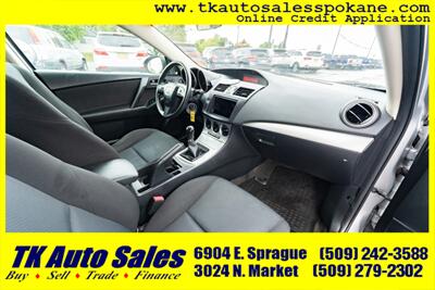 2011 MAZDA MAZDA3 i Touring   - Photo 11 - Spokane, WA 99212