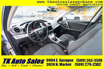 2011 MAZDA MAZDA3 i Touring   - Photo 9 - Spokane, WA 99212