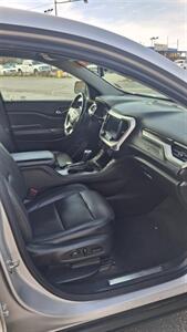 2019 GMC Acadia SLT-1   - Photo 11 - Spokane, WA 99212