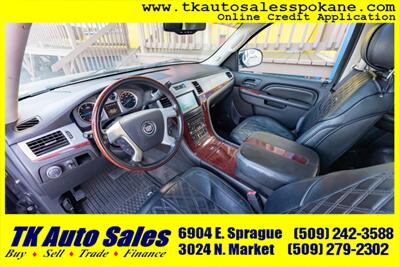2011 Cadillac Escalade ESV Premium   - Photo 9 - Spokane, WA 99212