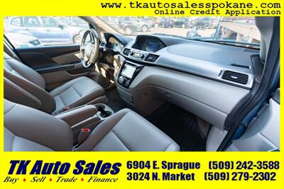 2014 Honda Odyssey EX-L w/Navi   - Photo 11 - Spokane, WA 99212