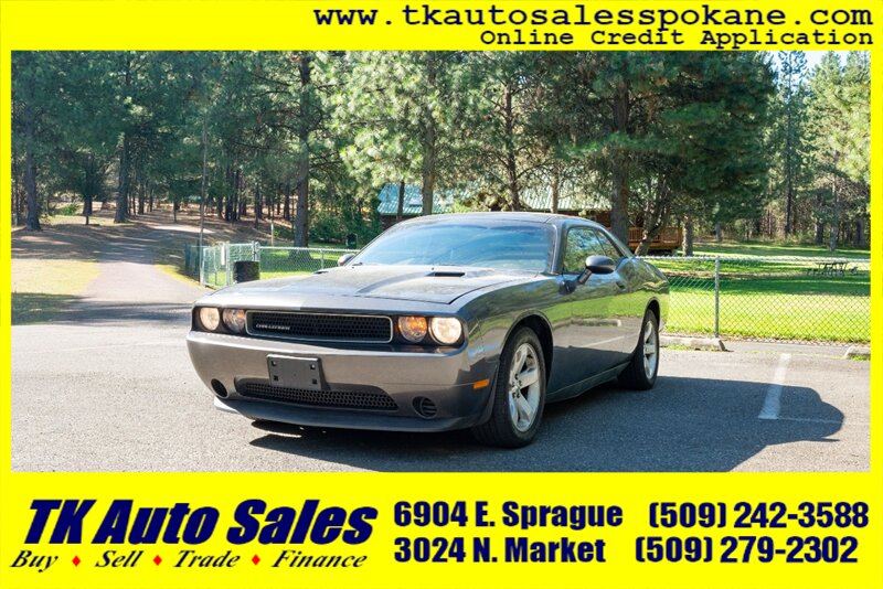 2014 Dodge Challenger SXT - Photo 1 - Spokane, WA 99212
