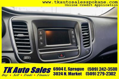 2015 Chrysler 200 Limited   - Photo 14 - Spokane, WA 99212