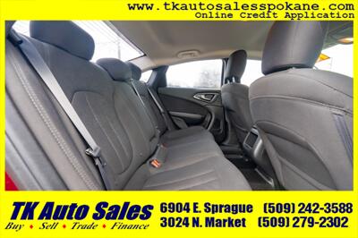 2015 Chrysler 200 Limited   - Photo 13 - Spokane, WA 99212