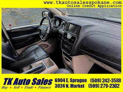 2016 Chrysler Town and Country Touring - Photo 9 - Spokane, WA 99212