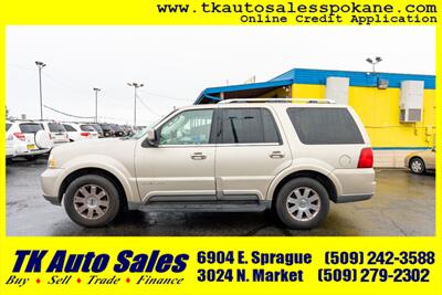 2004 Lincoln Navigator   - Photo 8 - Spokane, WA 99212