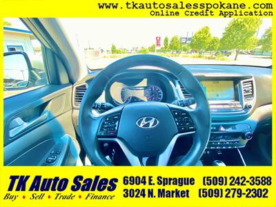 2017 Hyundai TUCSON Limited   - Photo 14 - Spokane, WA 99212