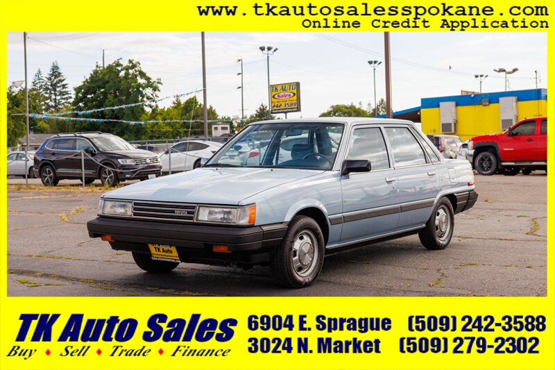 1986 Toyota Camry Deluxe   - Photo 1 - Spokane, WA 99212