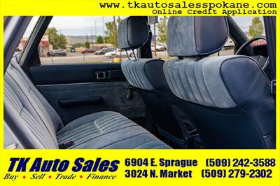 1986 Toyota Camry Deluxe - Photo 10 - Spokane, WA 99212