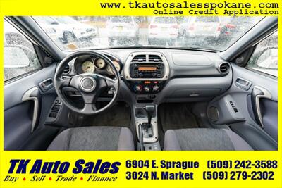 2001 Toyota RAV4   - Photo 10 - Spokane, WA 99212