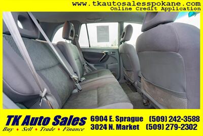 2001 Toyota RAV4   - Photo 12 - Spokane, WA 99212