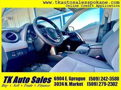 2013 Toyota RAV4 XLE   - Photo 8 - Spokane, WA 99212