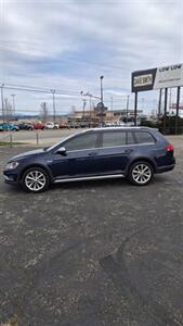2017 Volkswagen Golf Alltrack TSI SE 4Motion   - Photo 2 - Spokane, WA 99212