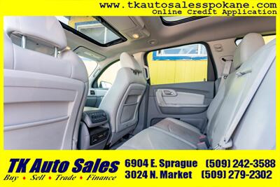 2012 Chevrolet Traverse LT   - Photo 12 - Spokane, WA 99212