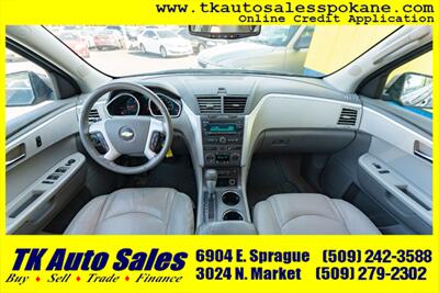 2012 Chevrolet Traverse LT   - Photo 10 - Spokane, WA 99212