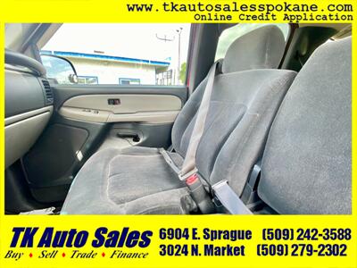 2002 Chevrolet Suburban 1500 LS   - Photo 11 - Spokane, WA 99212