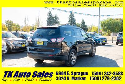 2017 Chevrolet Traverse LT - Photo 5 - Spokane, WA 99212