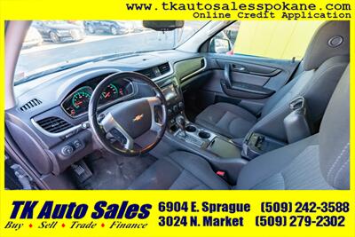 2017 Chevrolet Traverse LT - Photo 9 - Spokane, WA 99212