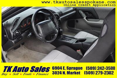 1995 Chevrolet Camaro Z28   - Photo 7 - Spokane, WA 99212
