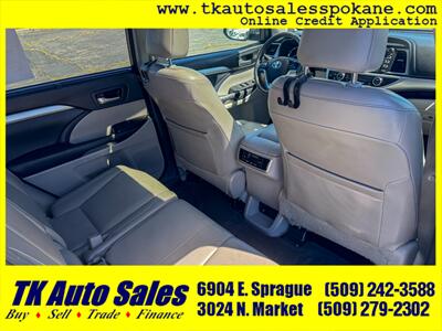 2015 Toyota Highlander XLE - Photo 10 - Spokane, WA 99212