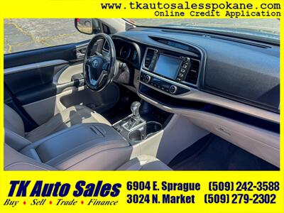 2015 Toyota Highlander XLE - Photo 9 - Spokane, WA 99212