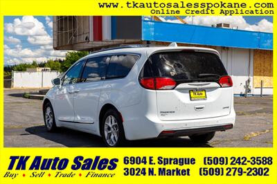 2020 Chrysler Pacifica Limited - Photo 5 - Spokane, WA 99212