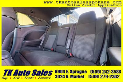 2018 Dodge Challenger SXT   - Photo 12 - Spokane, WA 99212