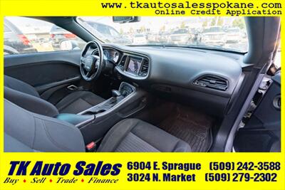 2018 Dodge Challenger SXT   - Photo 11 - Spokane, WA 99212