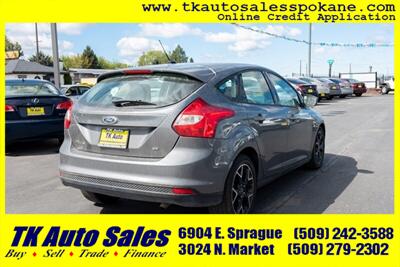 2012 Ford Focus SE   - Photo 5 - Spokane, WA 99212