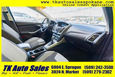 2012 Ford Focus SE   - Photo 11 - Spokane, WA 99212