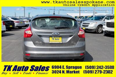 2012 Ford Focus SE   - Photo 6 - Spokane, WA 99212