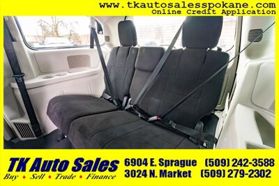 2012 Dodge Grand Caravan Crew   - Photo 14 - Spokane, WA 99212