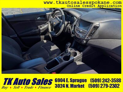 2017 Chevrolet Cruze LT Auto   - Photo 9 - Spokane, WA 99212