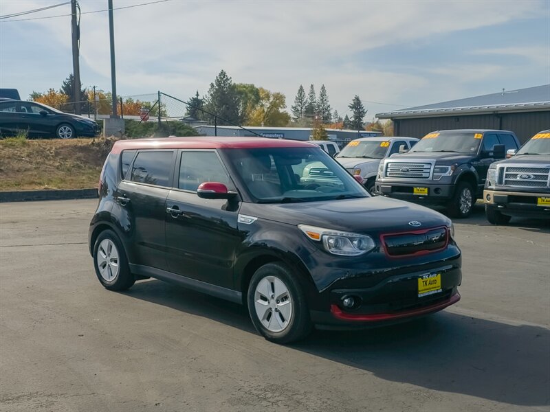 Black 2015 Kia Soul EV Wagon Front-Wheel Drive Automatic