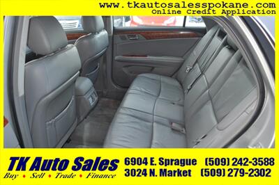 2005 Toyota Avalon XL - Photo 10 - Spokane, WA 99212