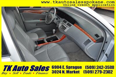 2005 Toyota Avalon XL - Photo 11 - Spokane, WA 99212