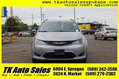 2019 Chrysler Pacifica Touring L   - Photo 3 - Spokane, WA 99212
