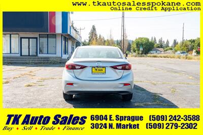 2018 Mazda Mazda3 Touring   - Photo 6 - Spokane, WA 99212