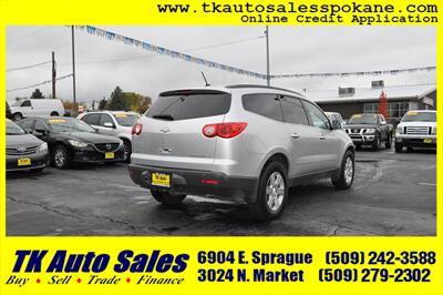 2011 Chevrolet Traverse LT   - Photo 5 - Spokane, WA 99212