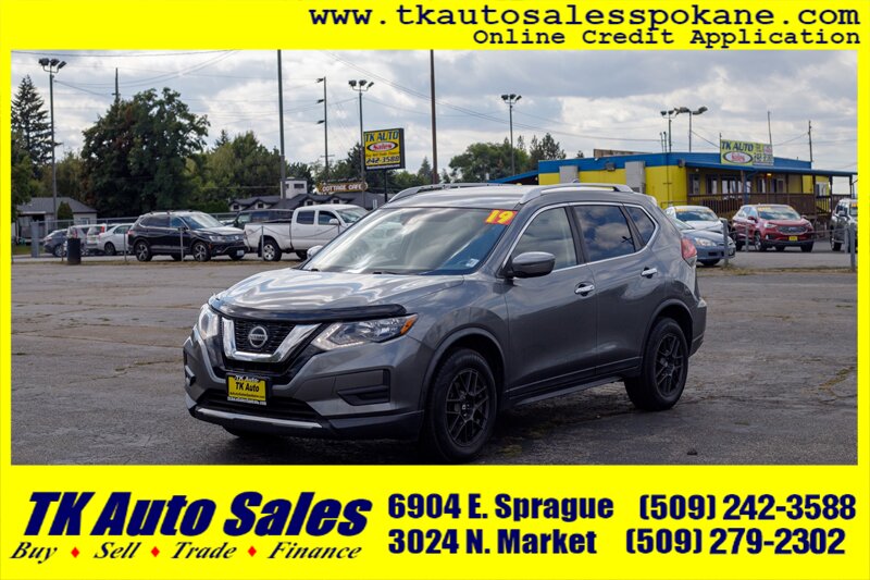 2019 Nissan Rogue SV   - Photo 1 - Spokane, WA 99212